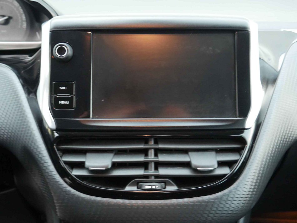 Peugeot 2008 1.2 PT 