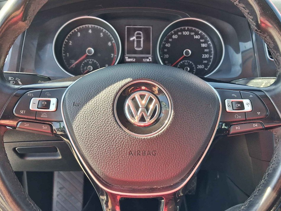 Volkswagen Golf 1.4 TSi 