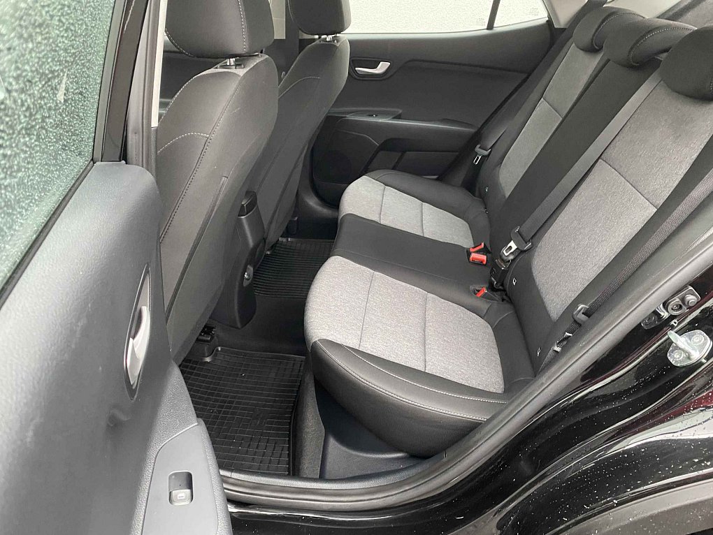 Kia Stonic 1.2i 