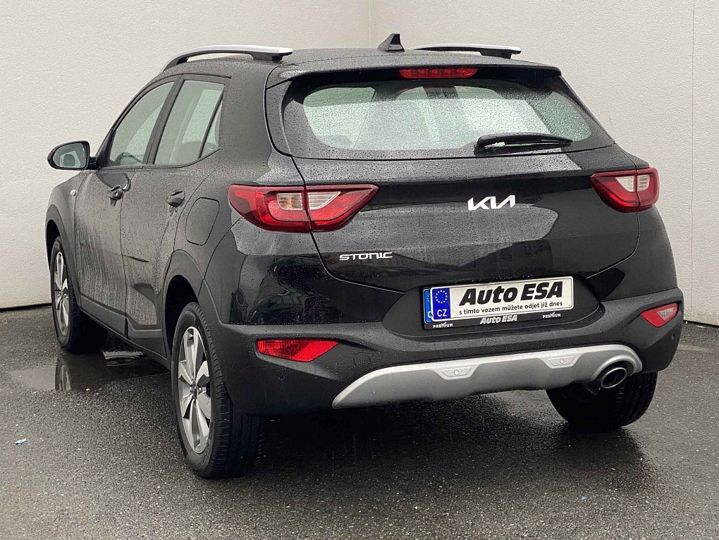 Kia Stonic 1.2i 