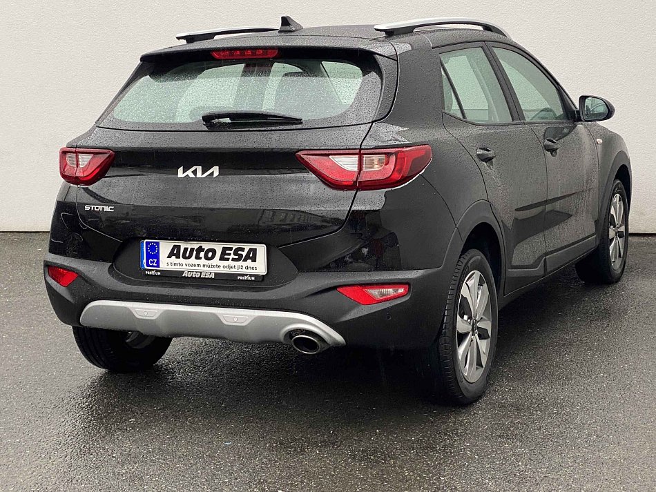 Kia Stonic 1.2i 