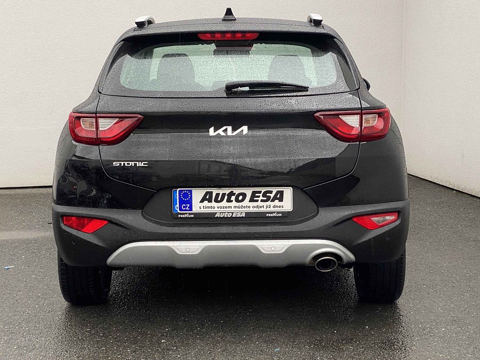 Kia Stonic 1.2i 