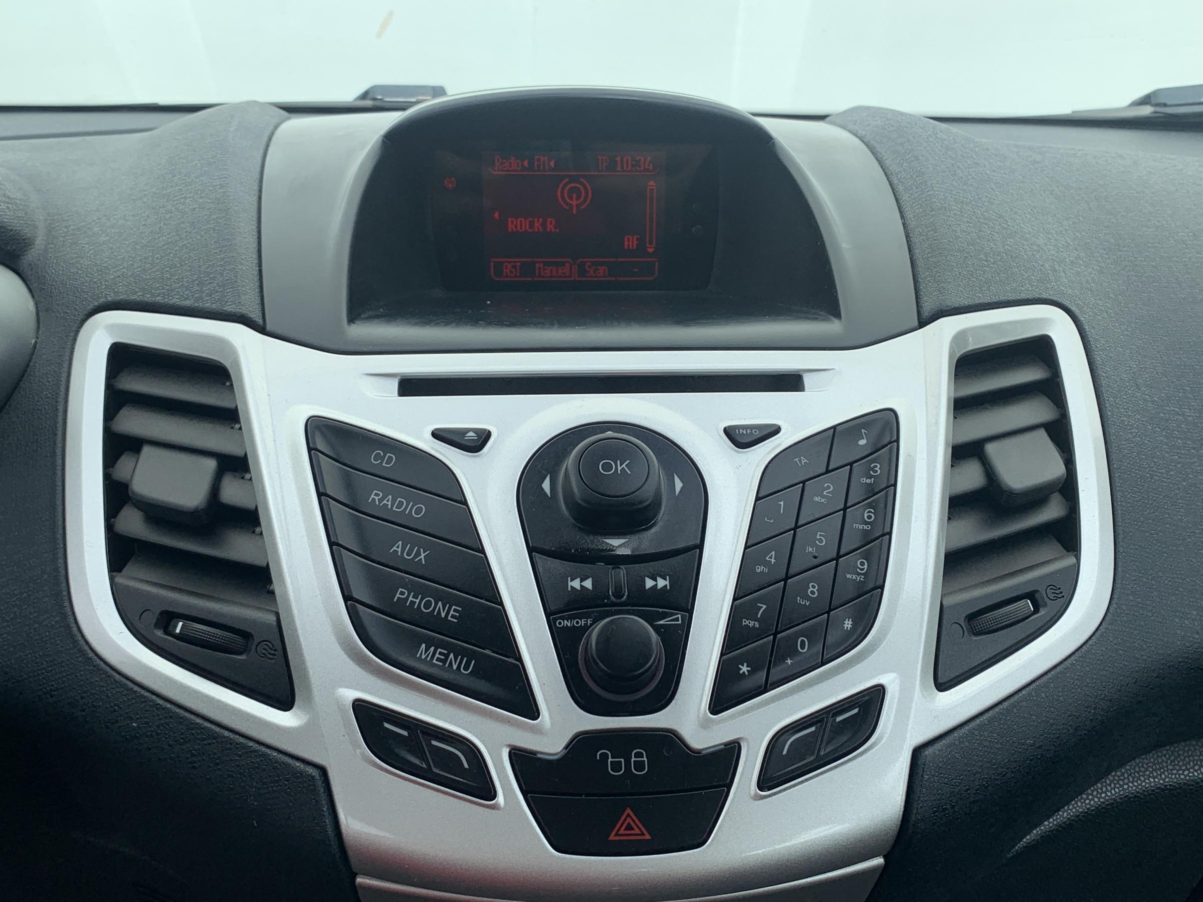 Ford Fiesta, 2012 - pohled č. 15