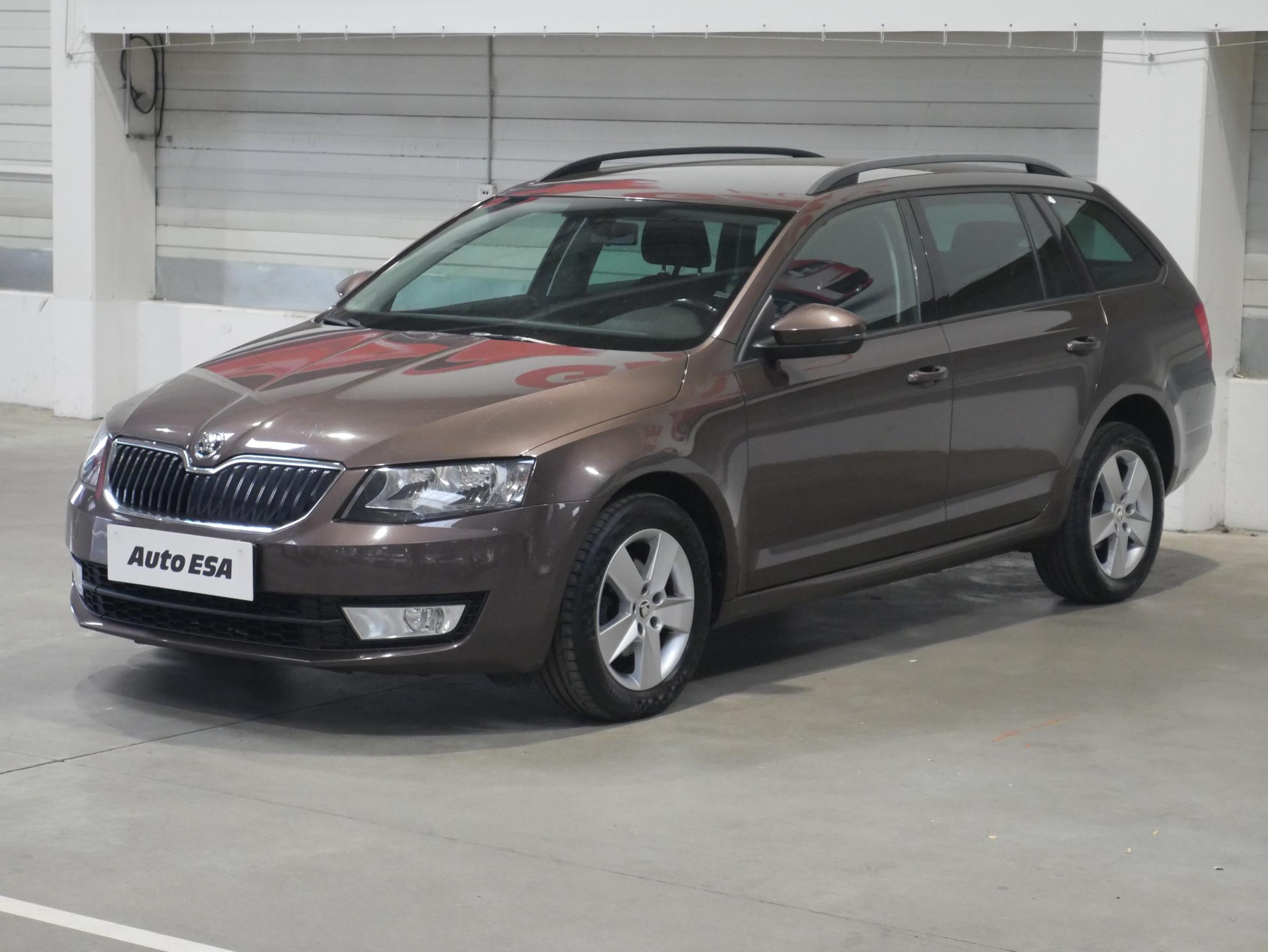 Škoda Octavia III, 2015 - pohled č. 3