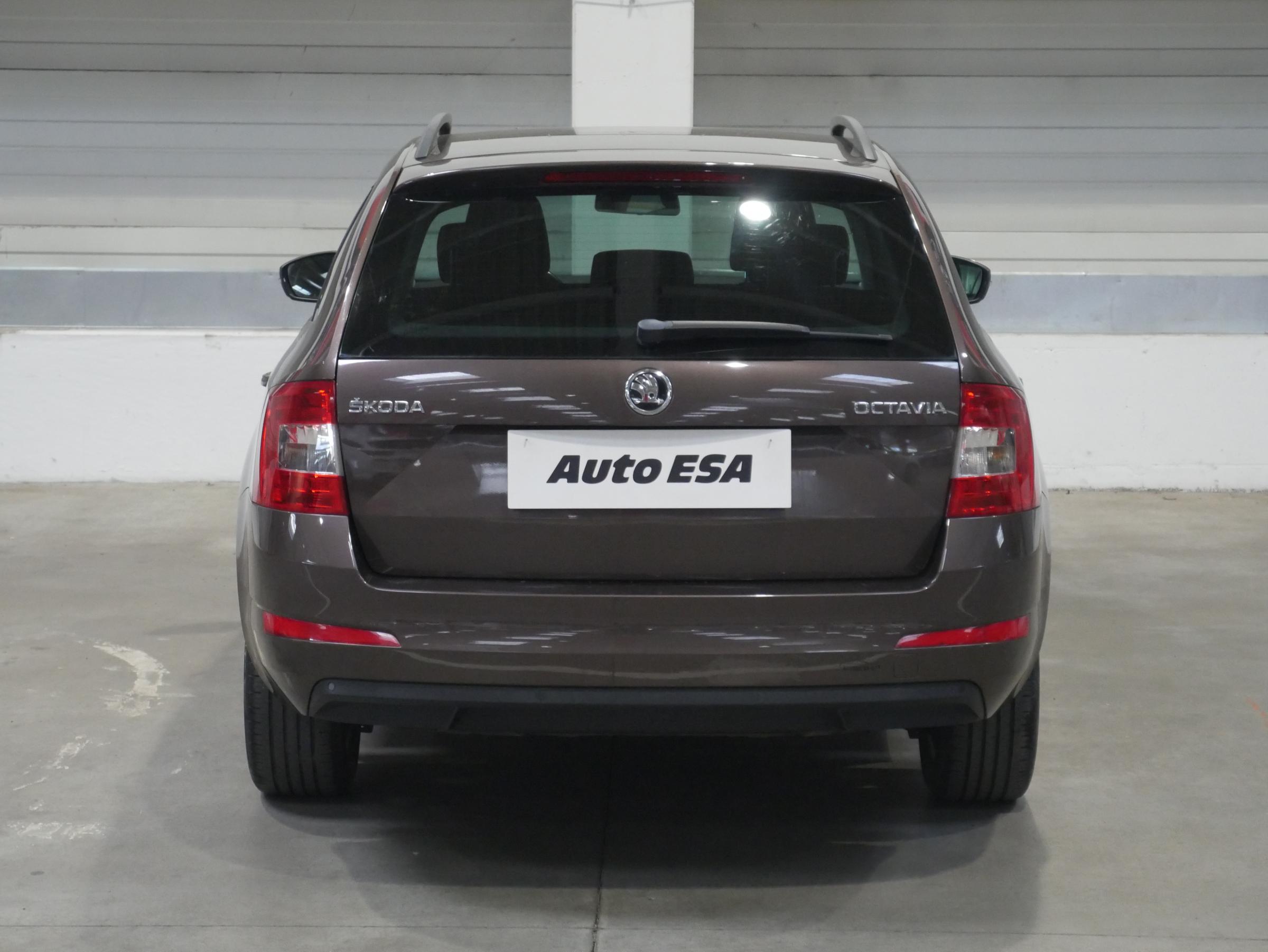 Škoda Octavia III, 2015 - pohled č. 5