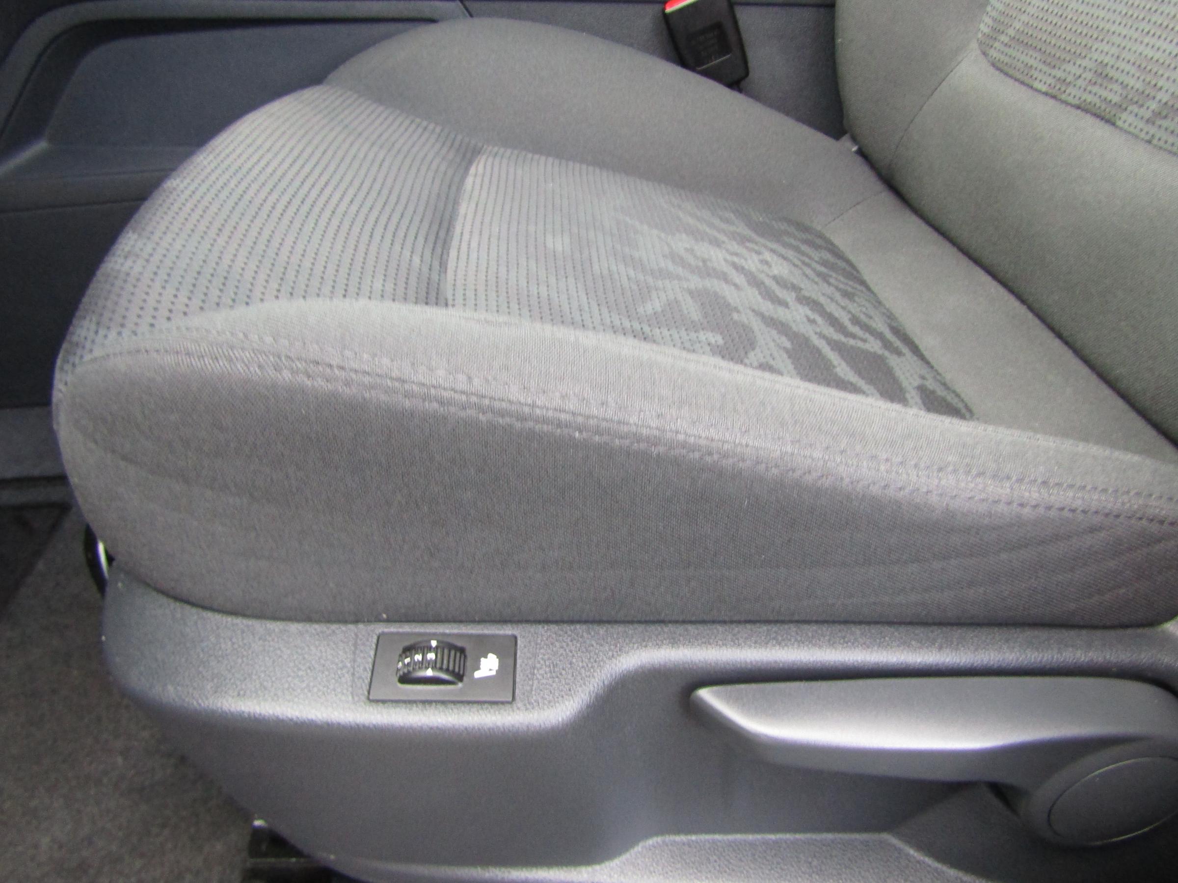 Peugeot 3008, 2013 - pohled č. 11