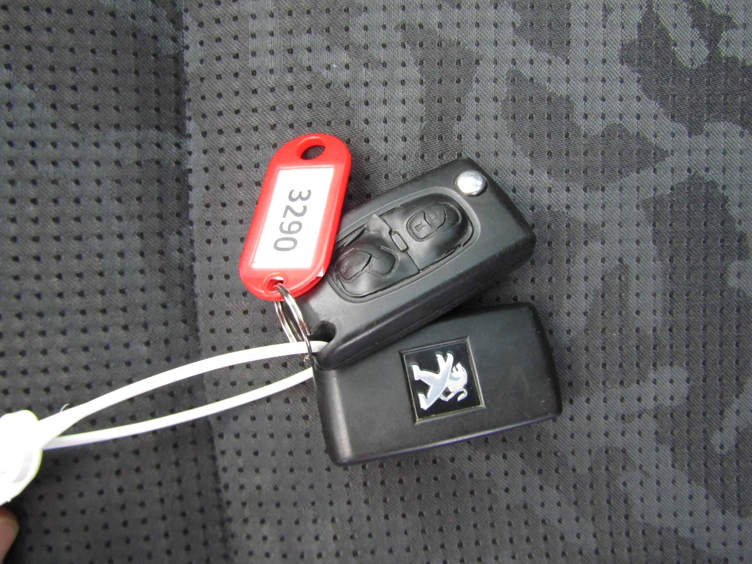 Peugeot 3008, 2013 - pohled č. 21