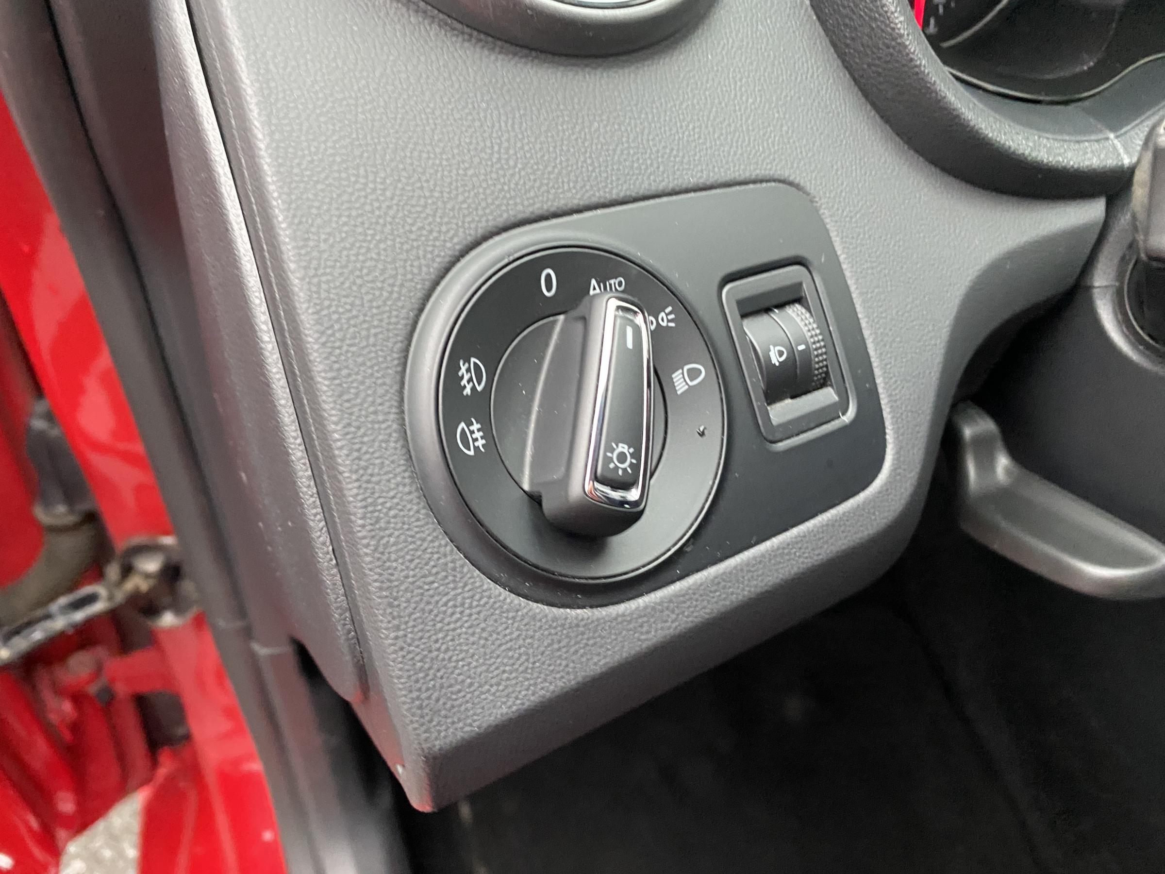 Seat Ibiza, 2015 - pohled č. 15