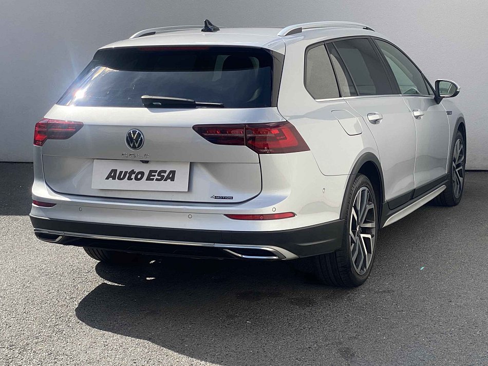 Volkswagen Golf 2.0 TDi Alltrack 4x4