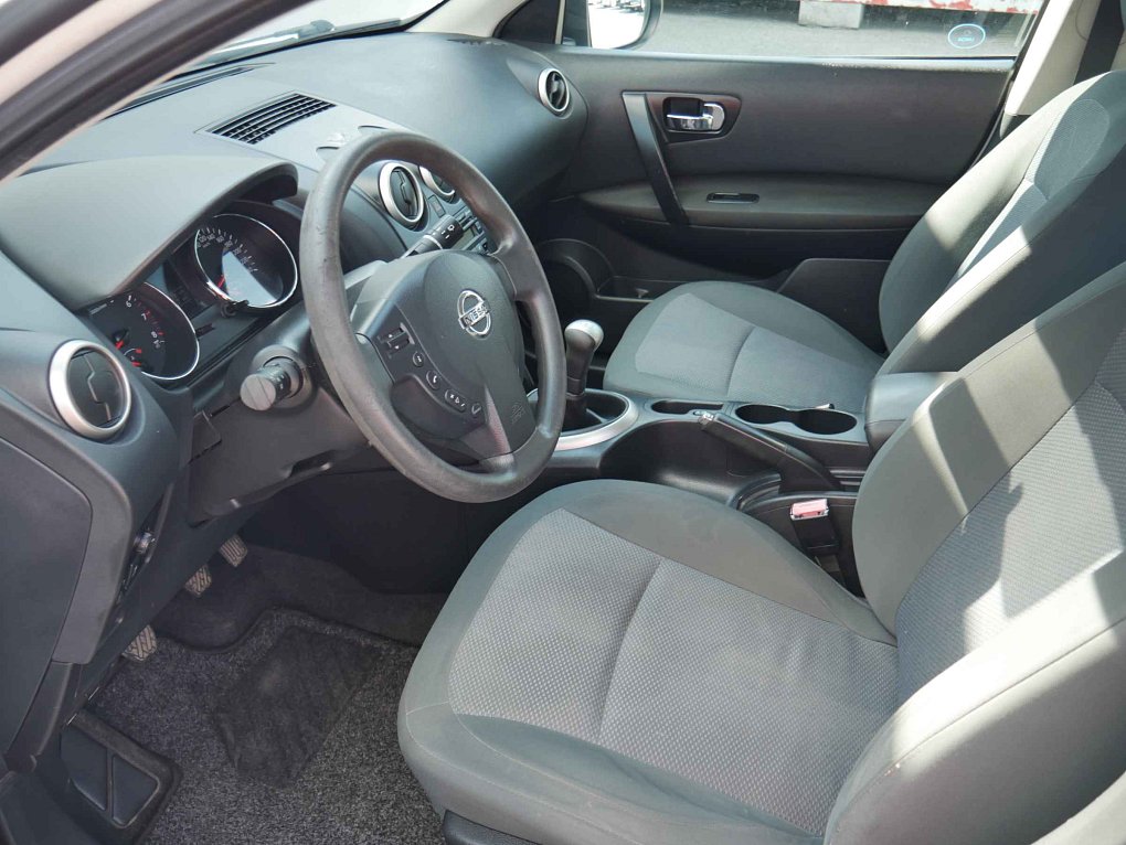 Nissan Qashqai 1.6 