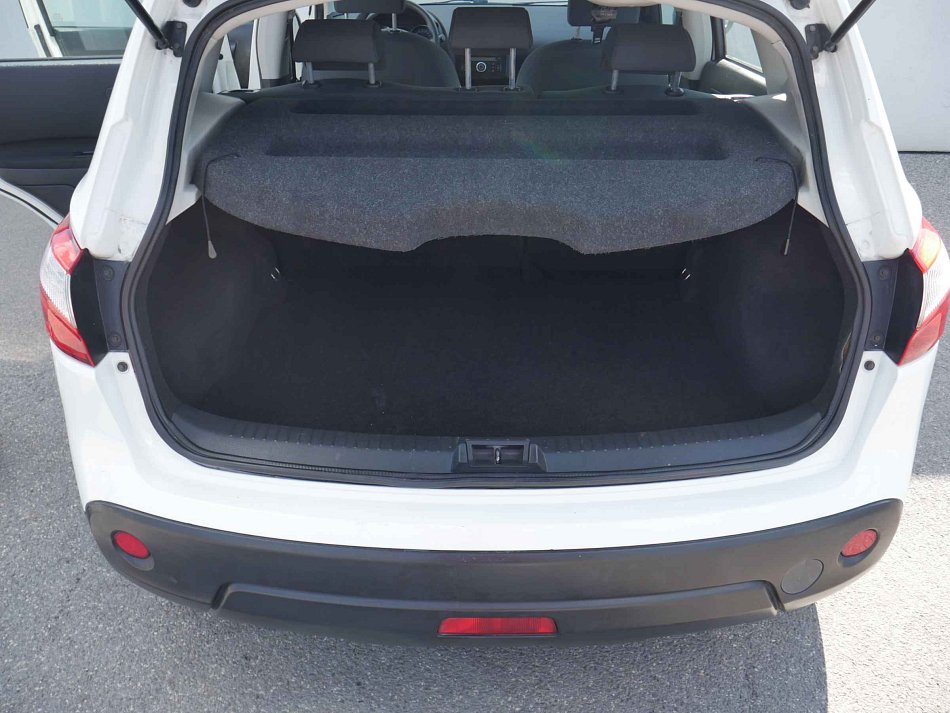 Nissan Qashqai 1.6 