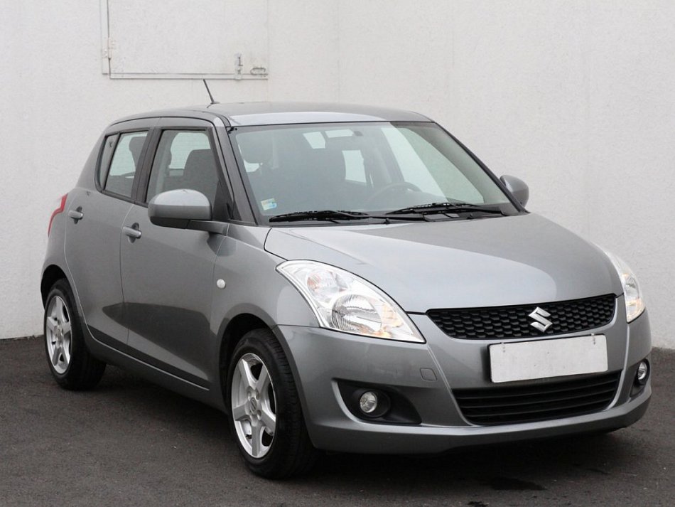 Suzuki Swift 1.3i 
