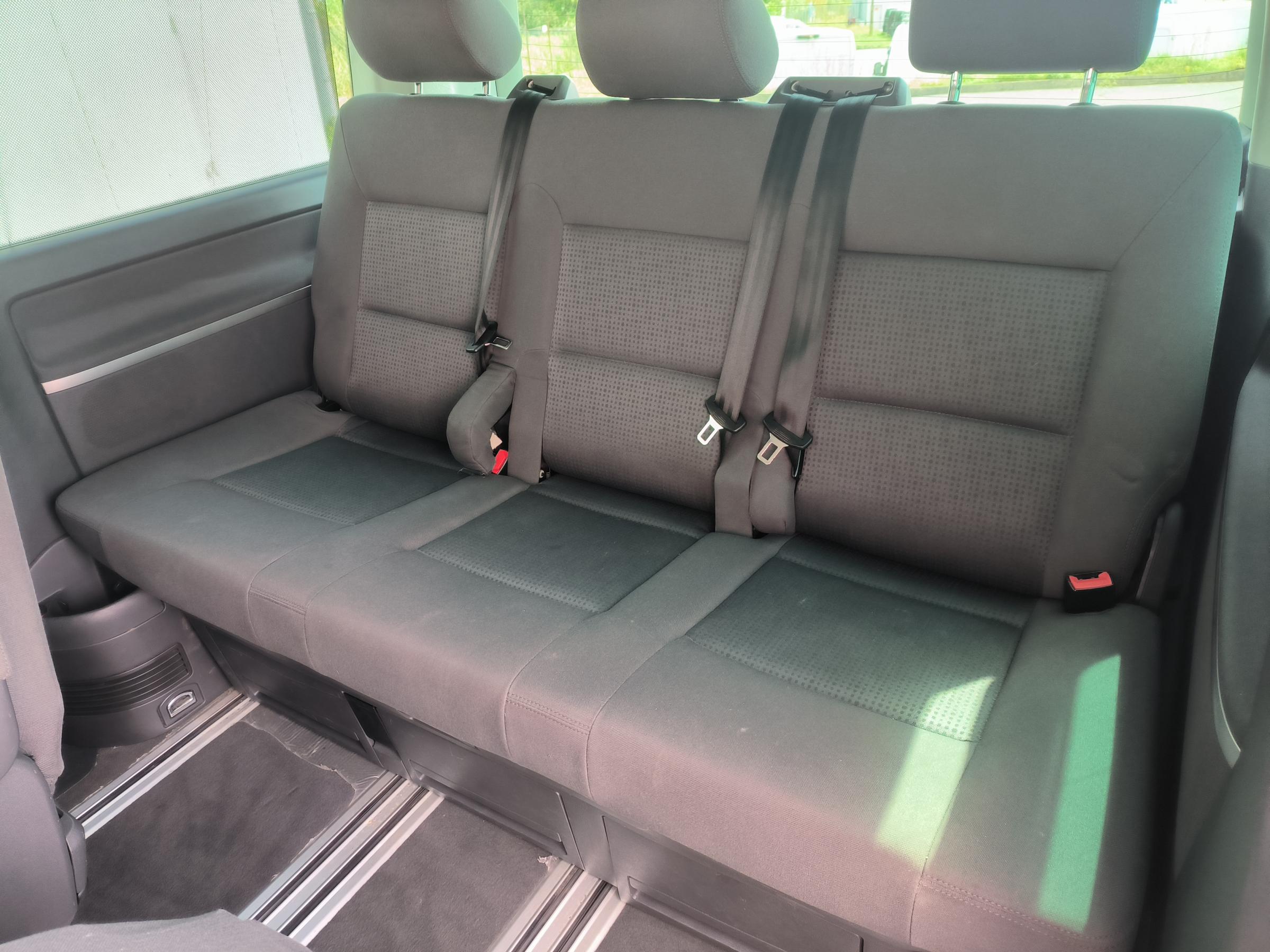 Volkswagen Multivan, 2003 - pohled č. 12