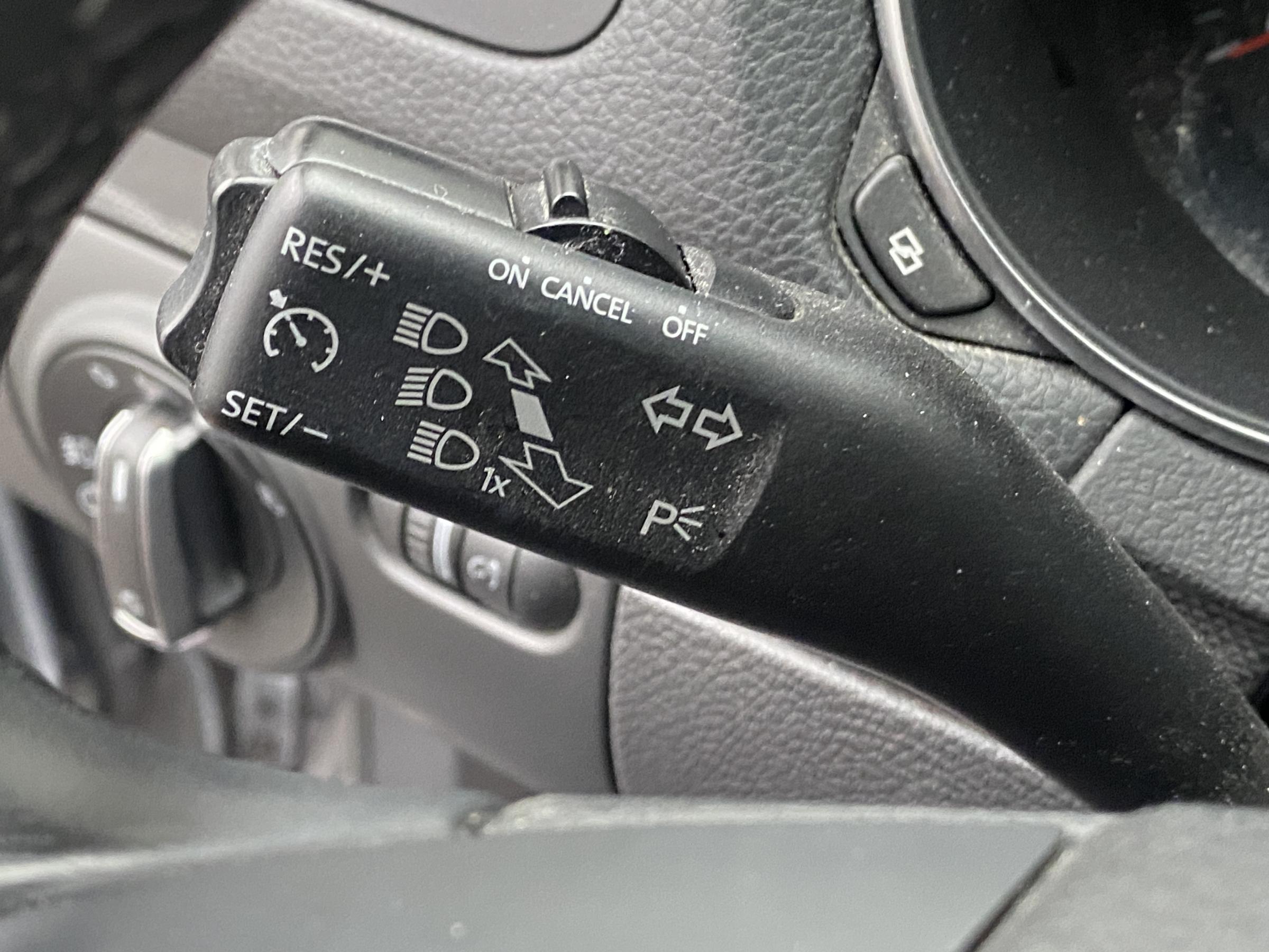 Volkswagen Golf, 2011 - pohled č. 14