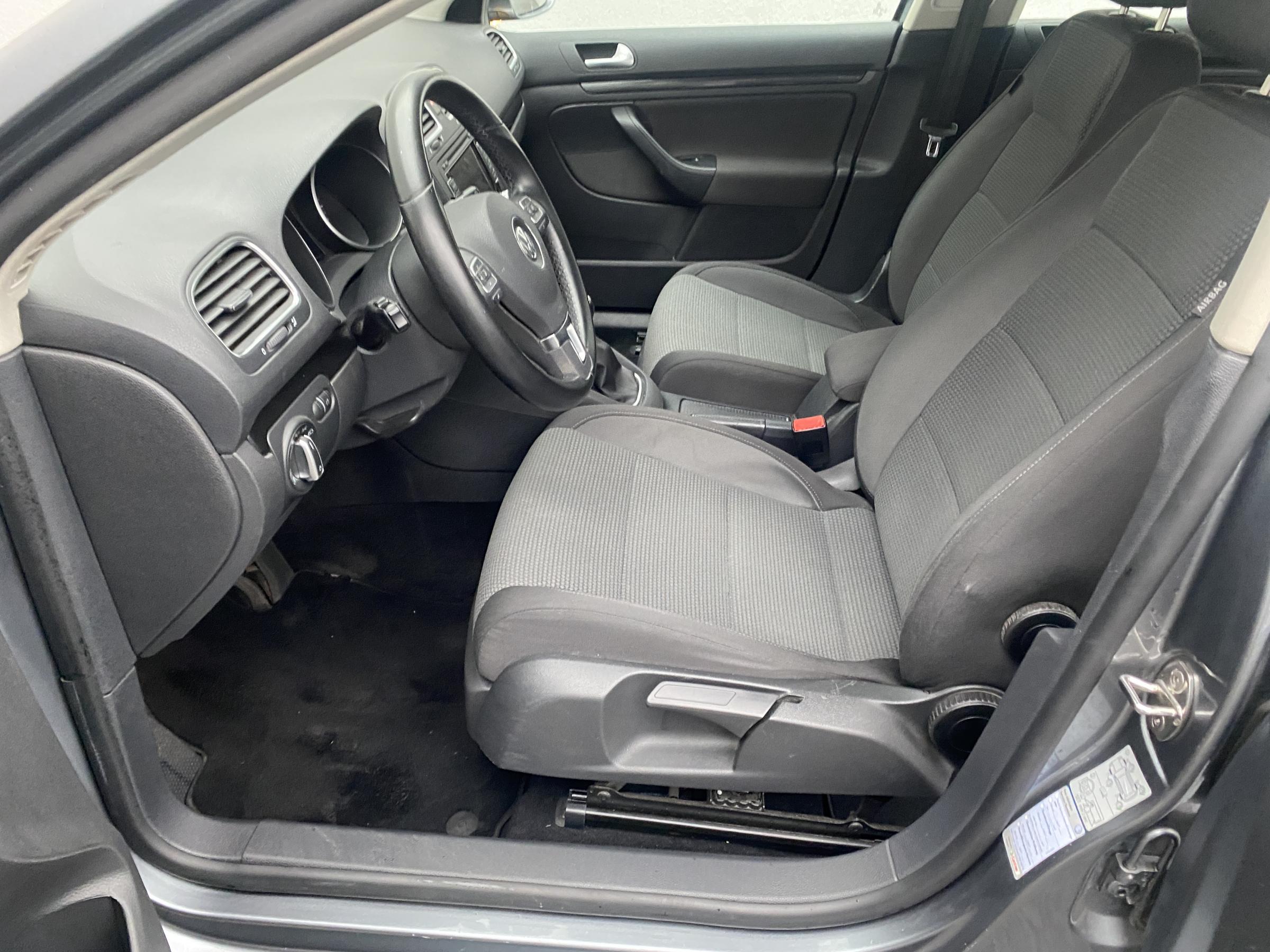 Volkswagen Golf, 2011 - pohled č. 9