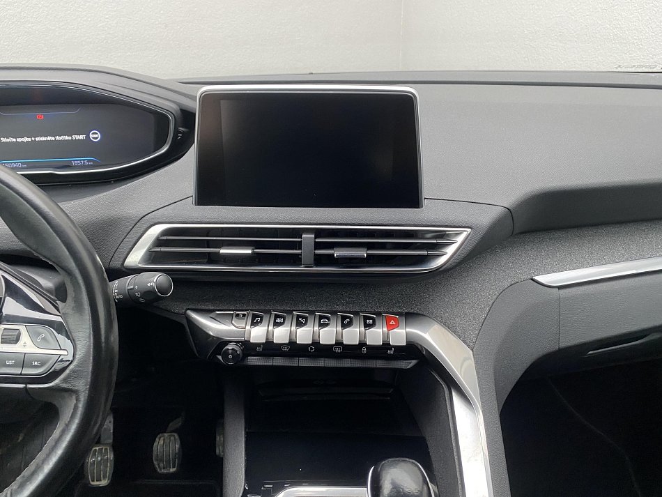 Peugeot 5008 2.0 HDi Allure 7míst