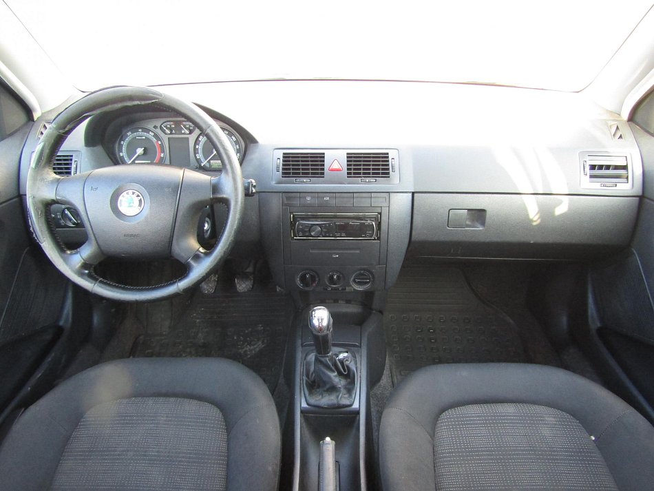 Škoda Fabia I 1.4 MPI 