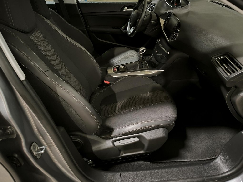 Peugeot 308 1.2PT Allure