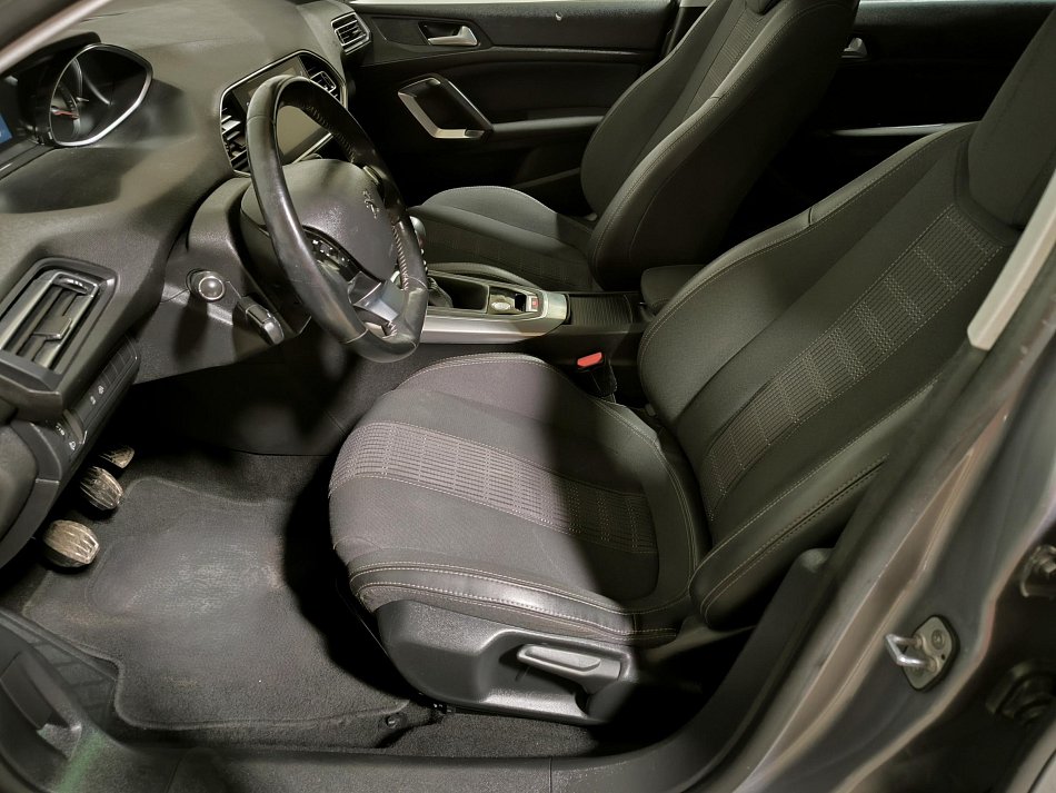 Peugeot 308 1.2PT Allure