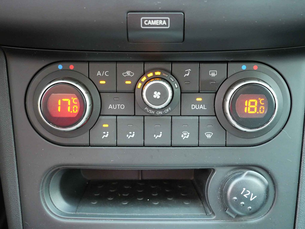 Nissan Qashqai 2.0i Tekna