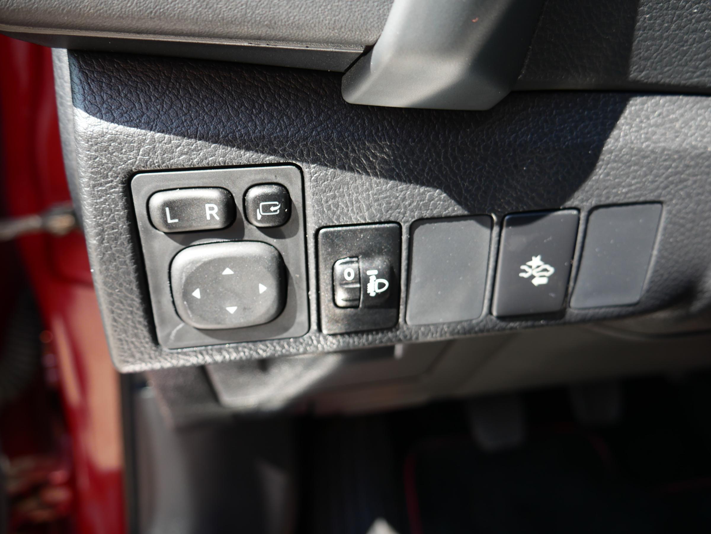 Toyota Auris, 2018 - pohled č. 15