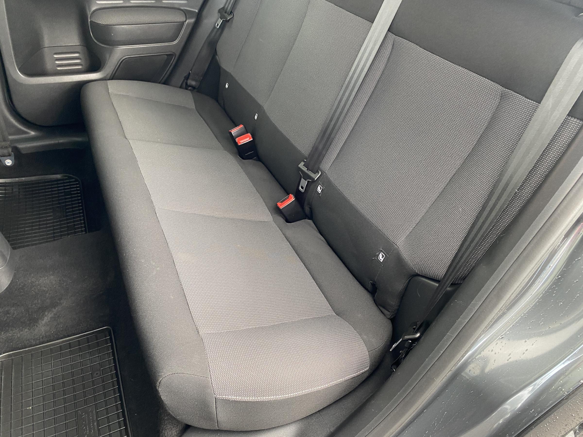 Citroën C4, 2015 - pohled č. 10