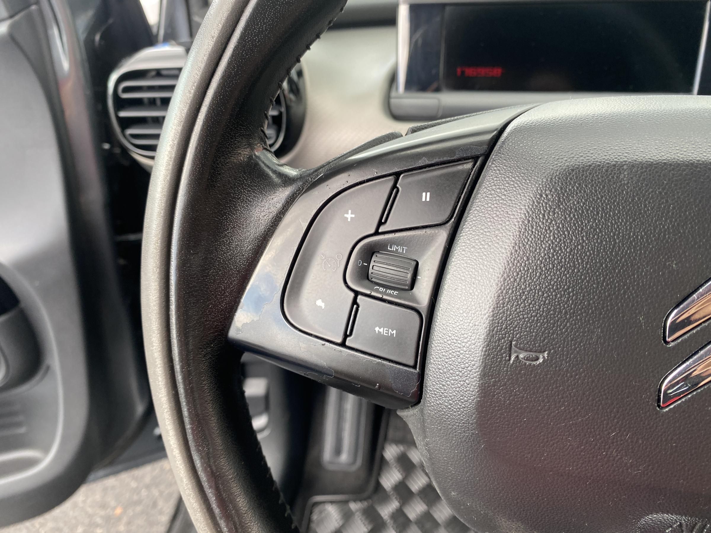 Citroën C4, 2015 - pohled č. 14