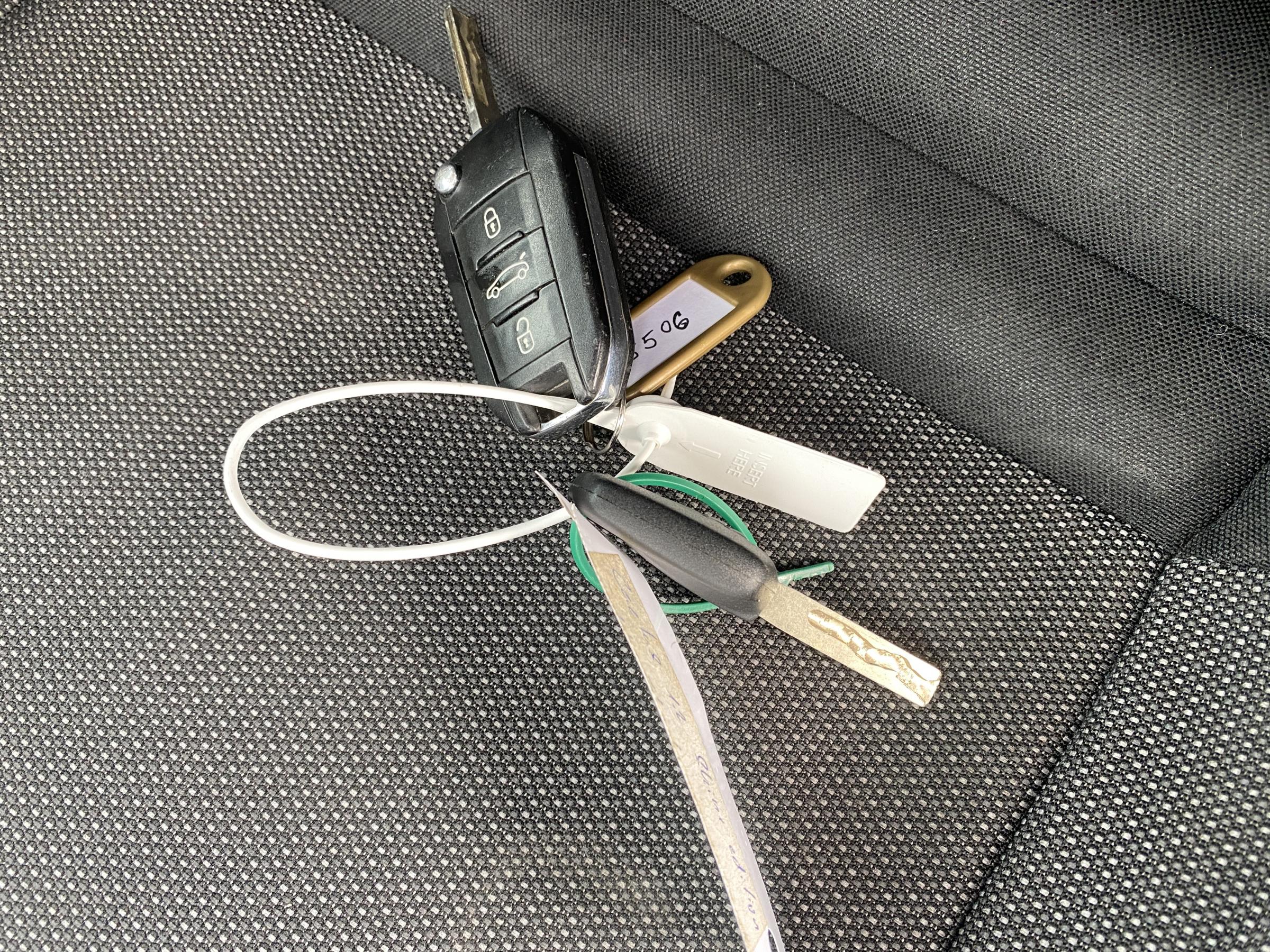 Citroën C4, 2015 - pohled č. 23