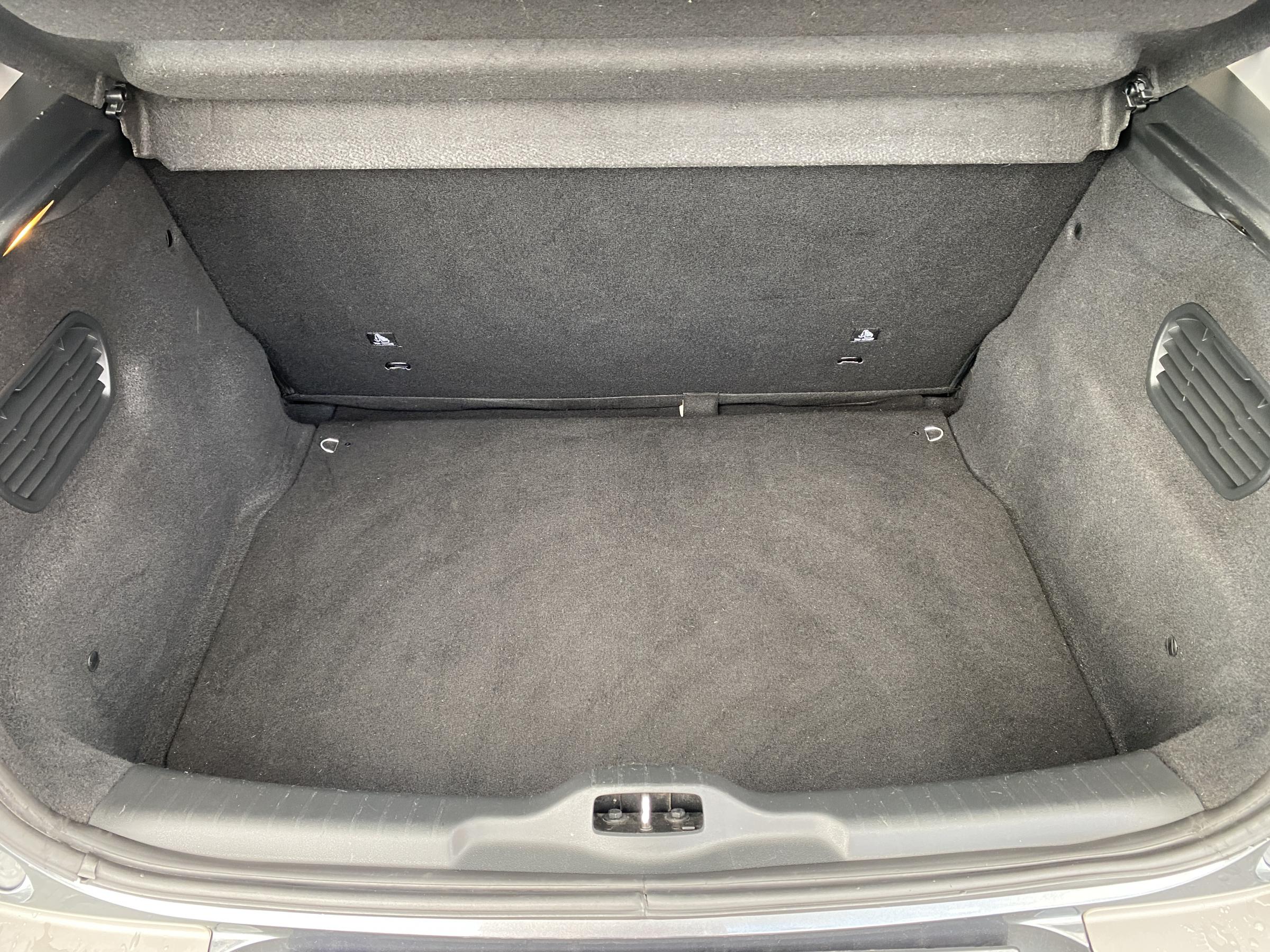 Citroën C4, 2015 - pohled č. 7