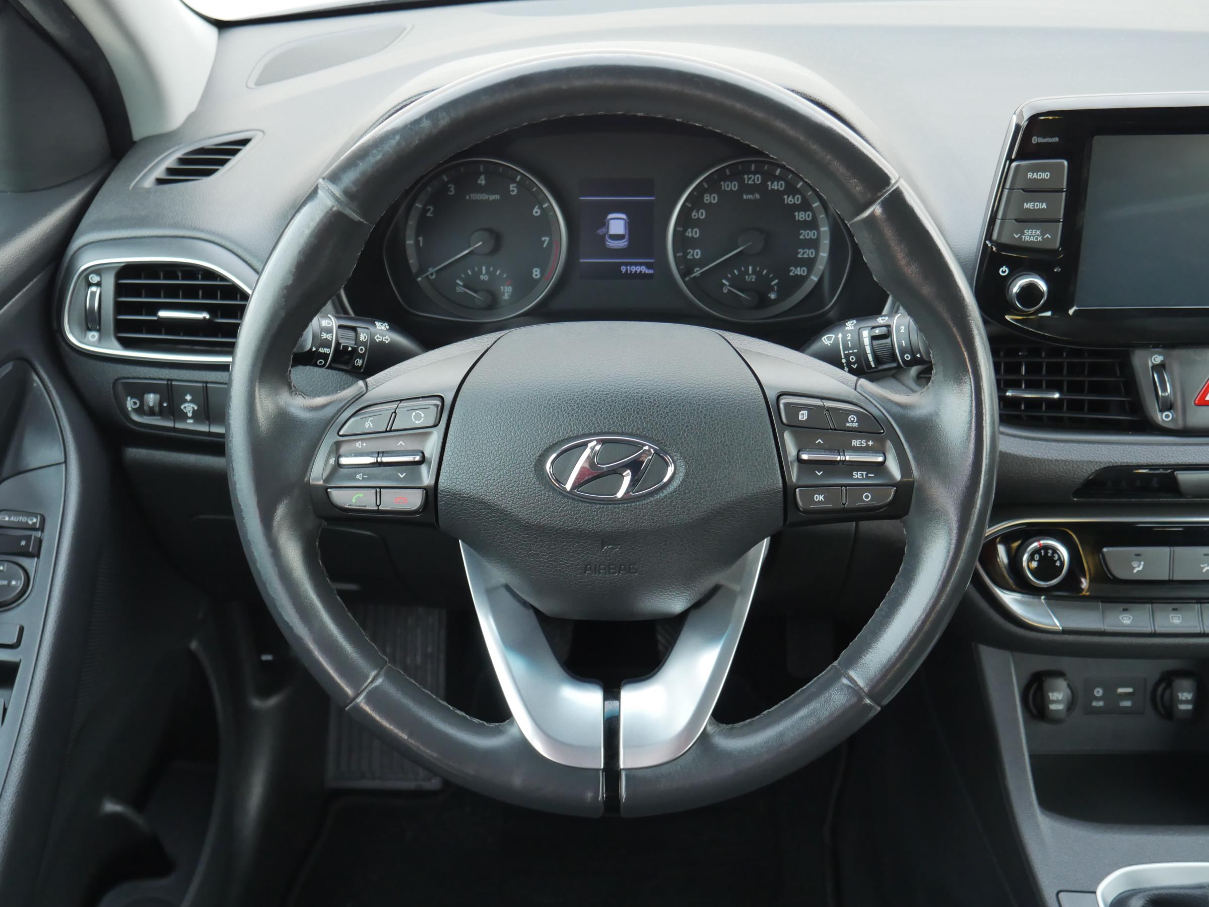 Hyundai i30, 2020 - pohled č. 11