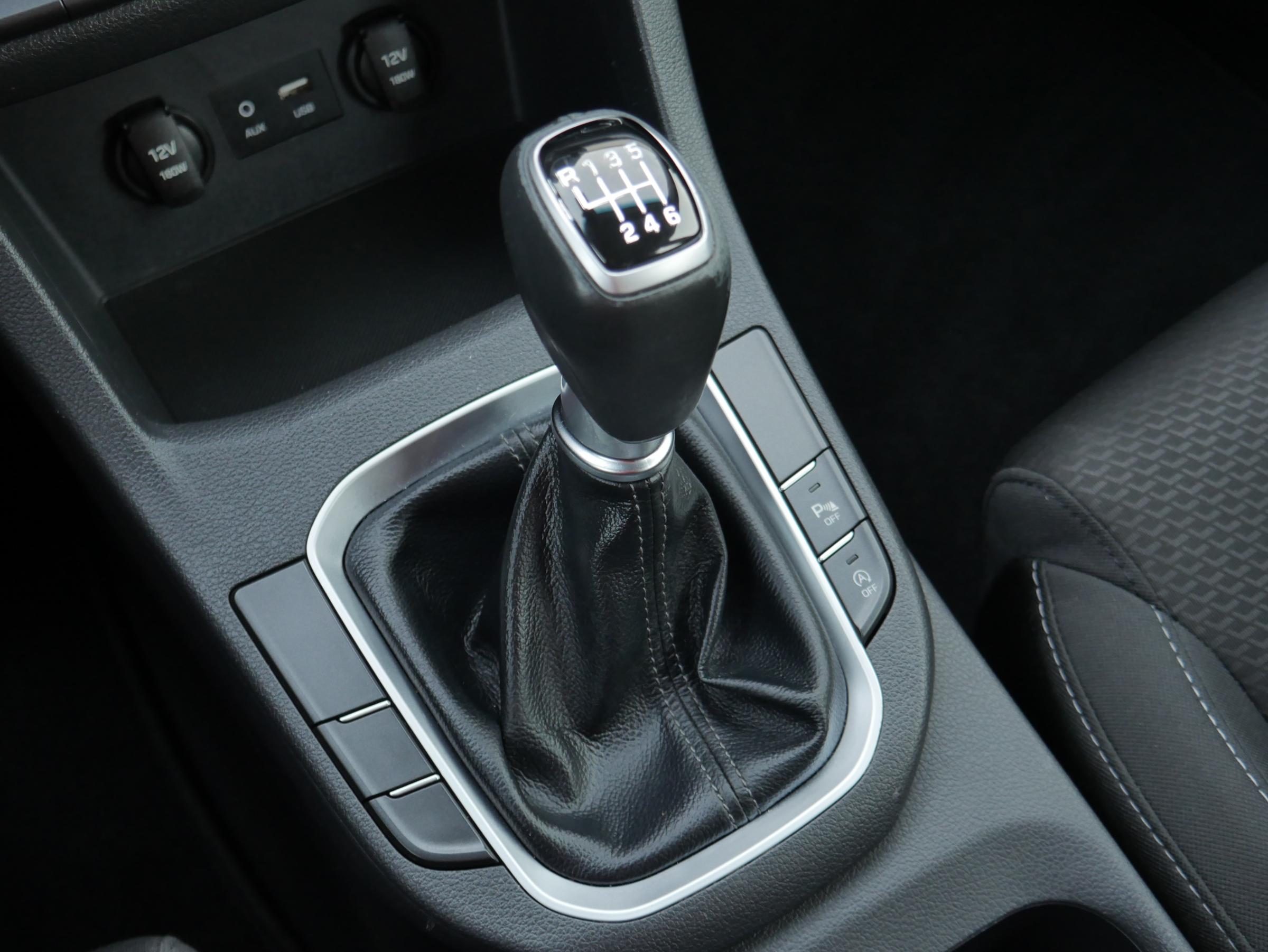 Hyundai i30, 2020 - pohled č. 14