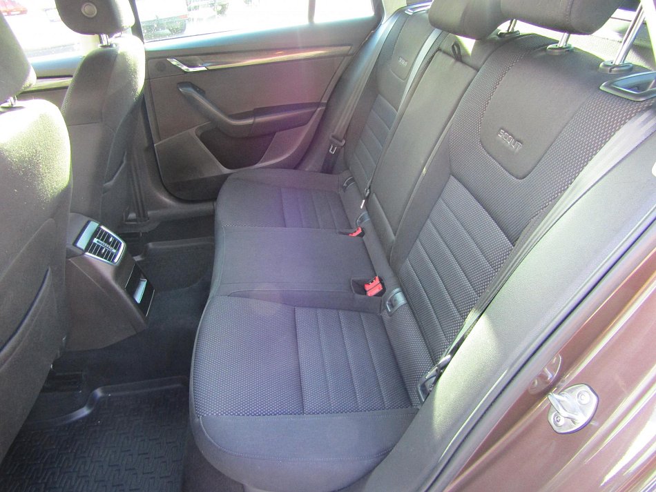 Škoda Octavia III 2.0 TDi  4x4