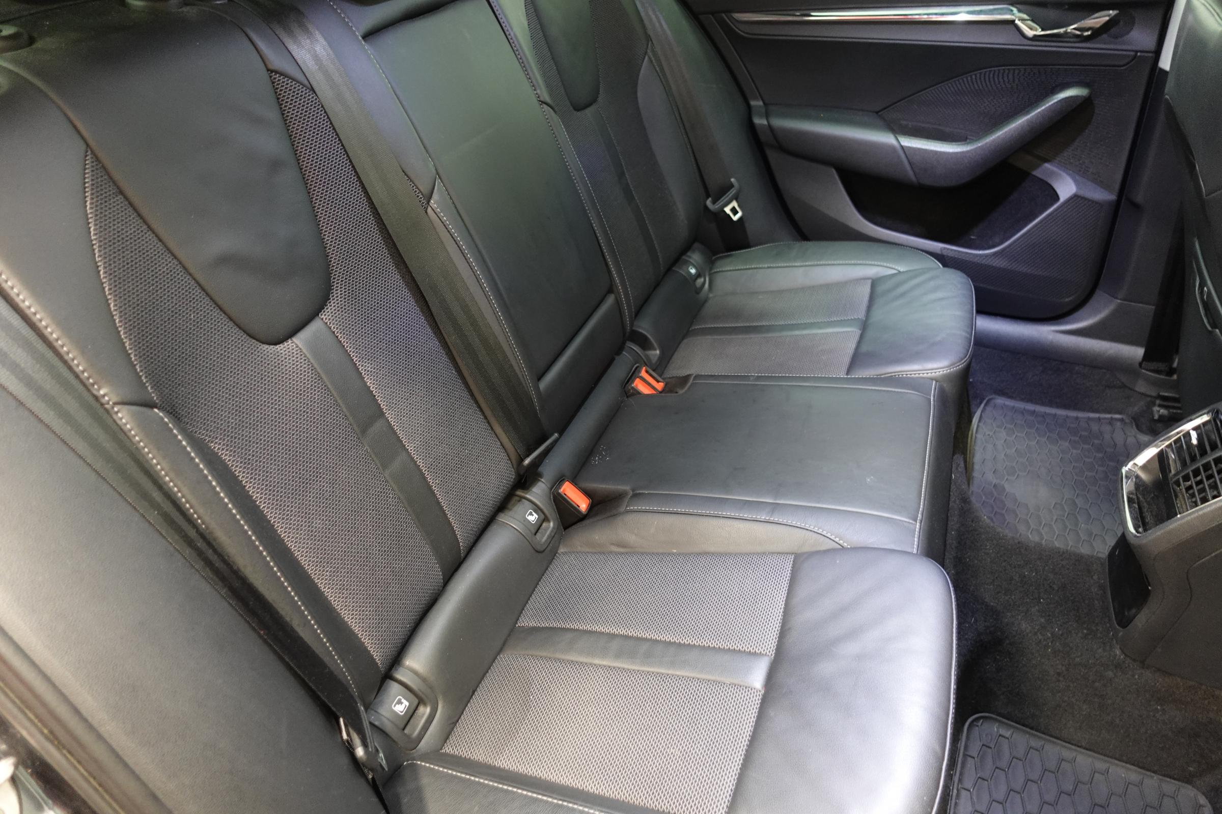 Škoda Octavia IV, 2020 - pohled č. 12