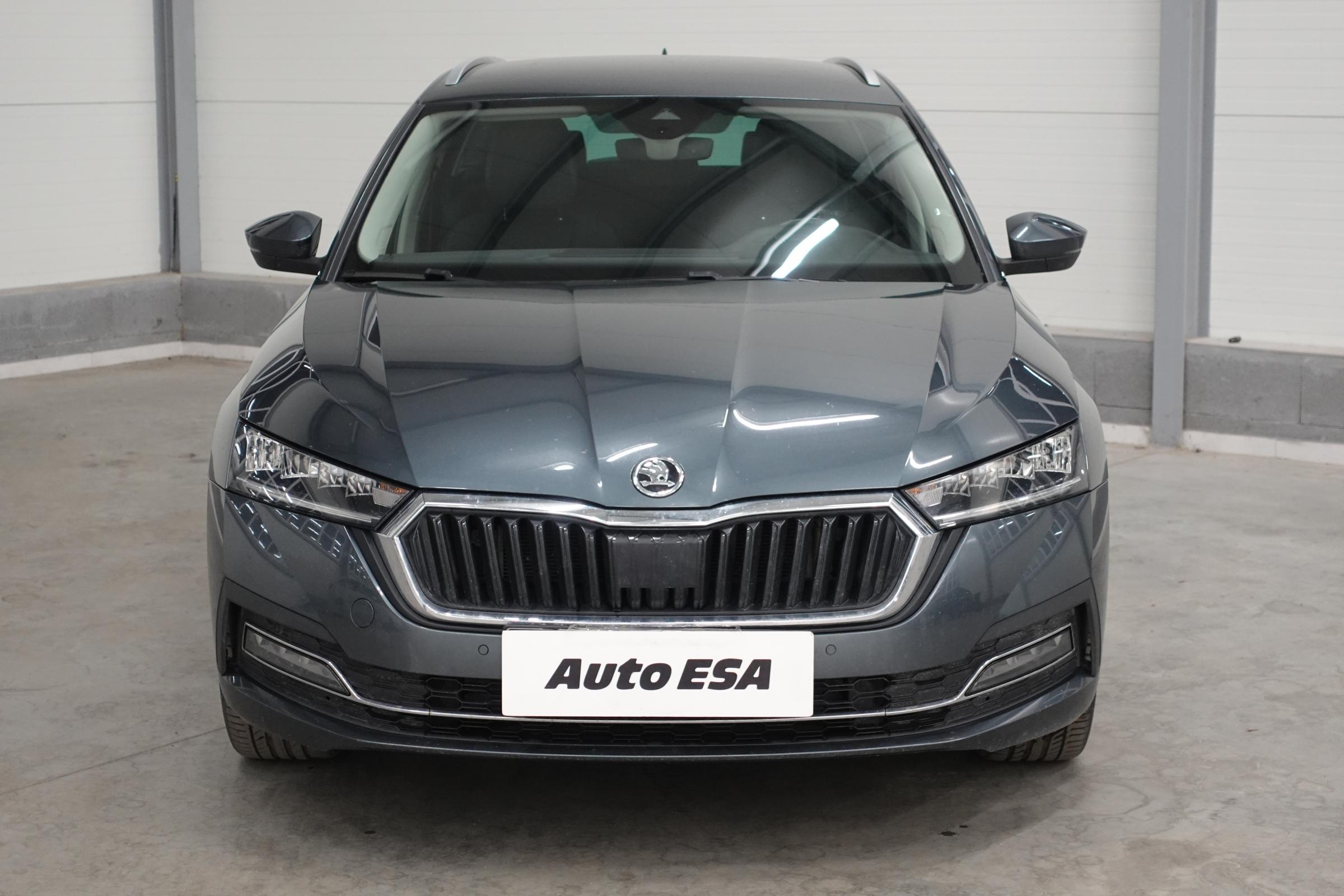 Škoda Octavia IV, 2020 - pohled č. 2