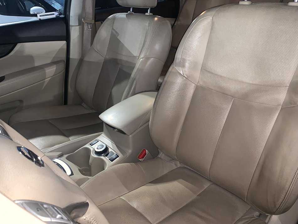 Nissan X-Trail 1.6 dCi  4x4