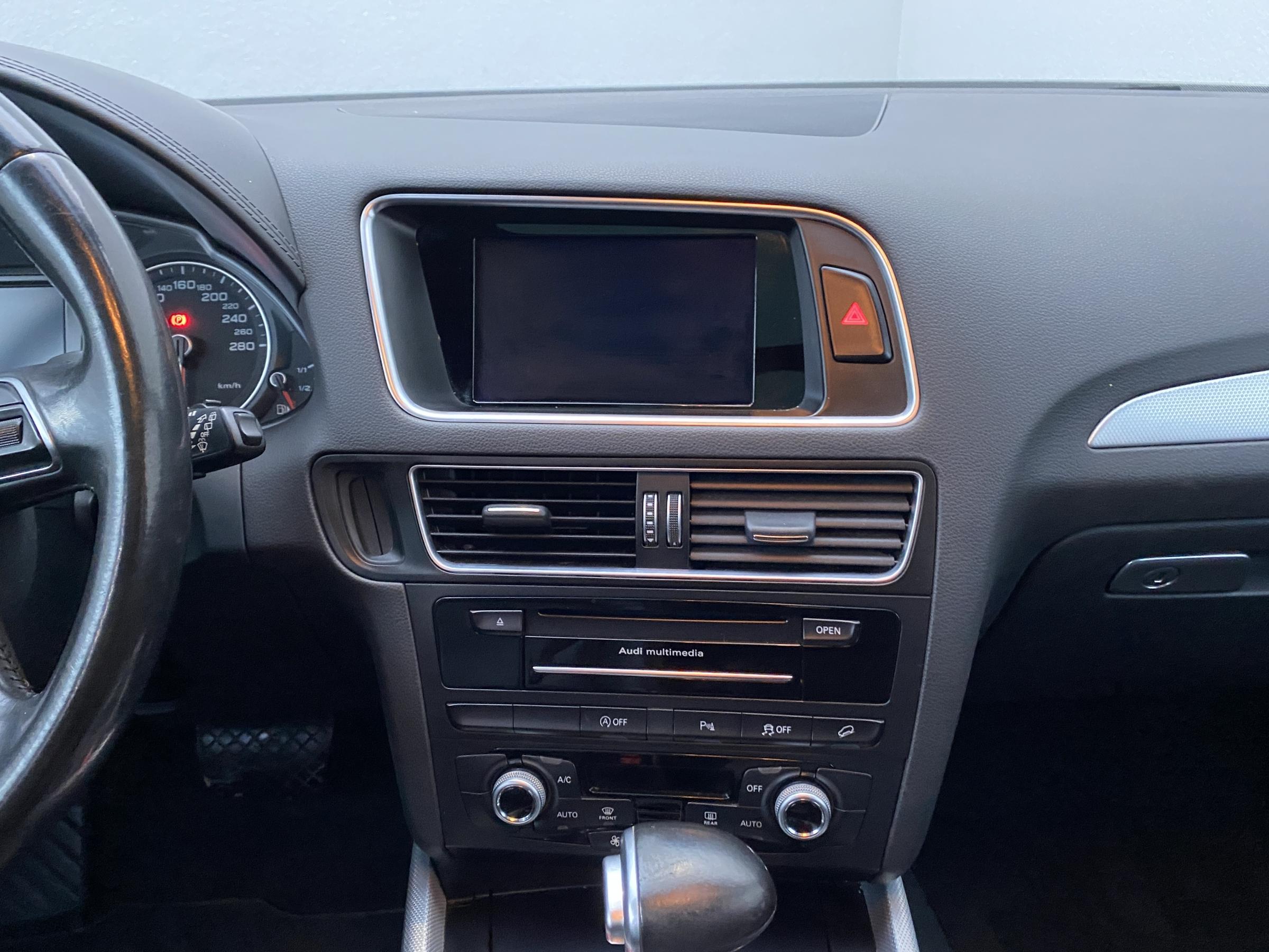 Audi Q5, 2017 - pohled č. 12