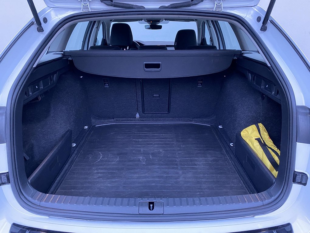 Škoda Octavia IV 1.5 TSi Style