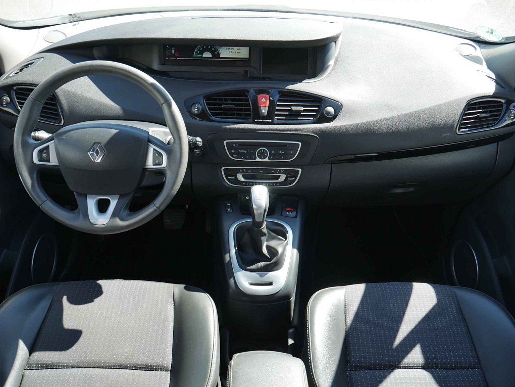 Renault Scénic 2.0i 
