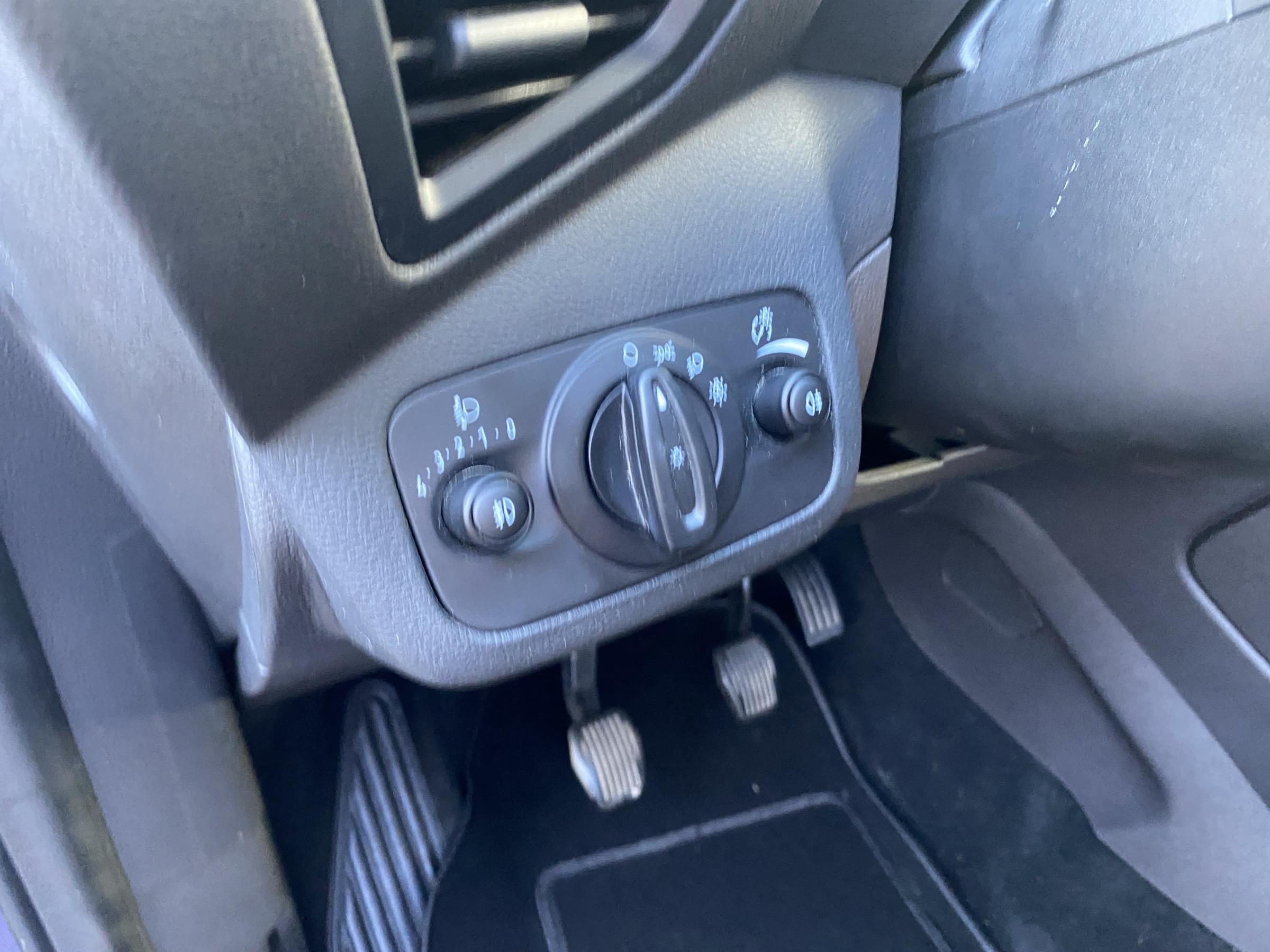 Ford Kuga, 2018 - pohled č. 17