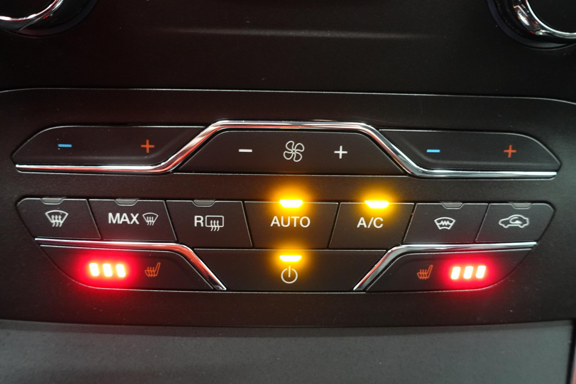 Ford S-MAX, 2020 - pohled č. 22