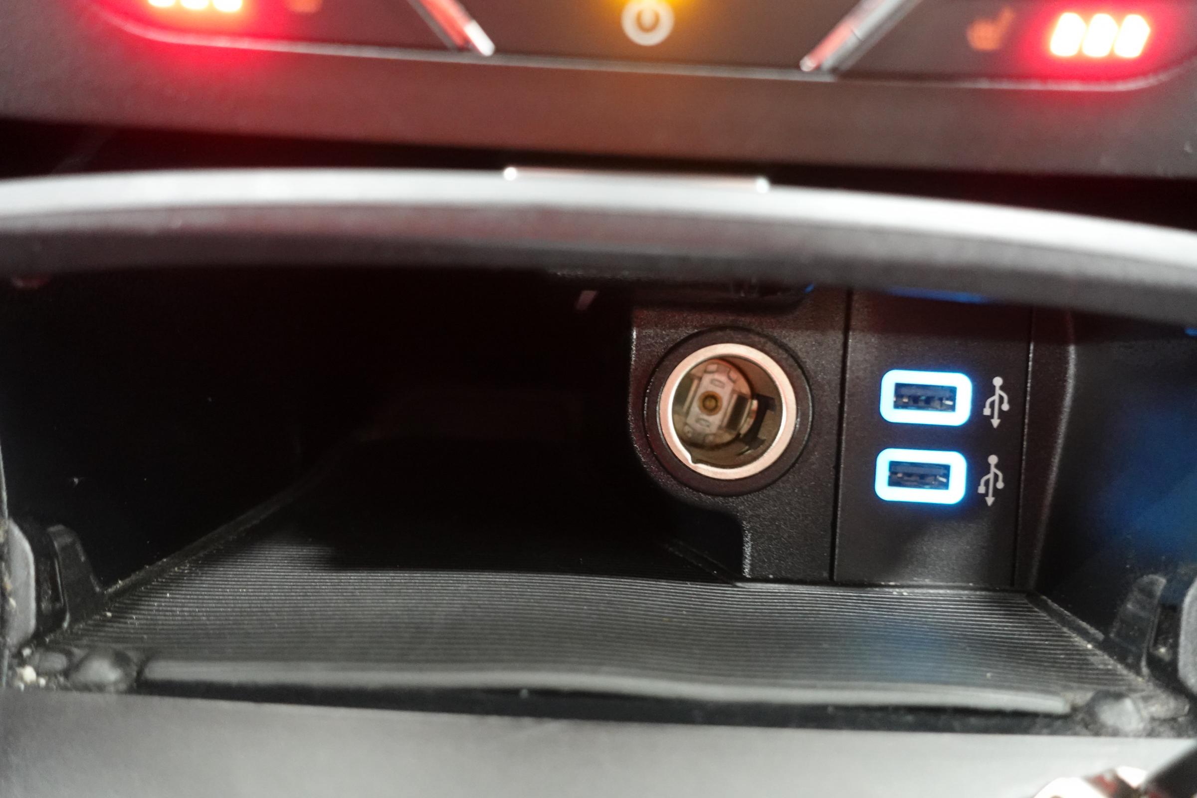 Ford S-MAX, 2020 - pohled č. 23