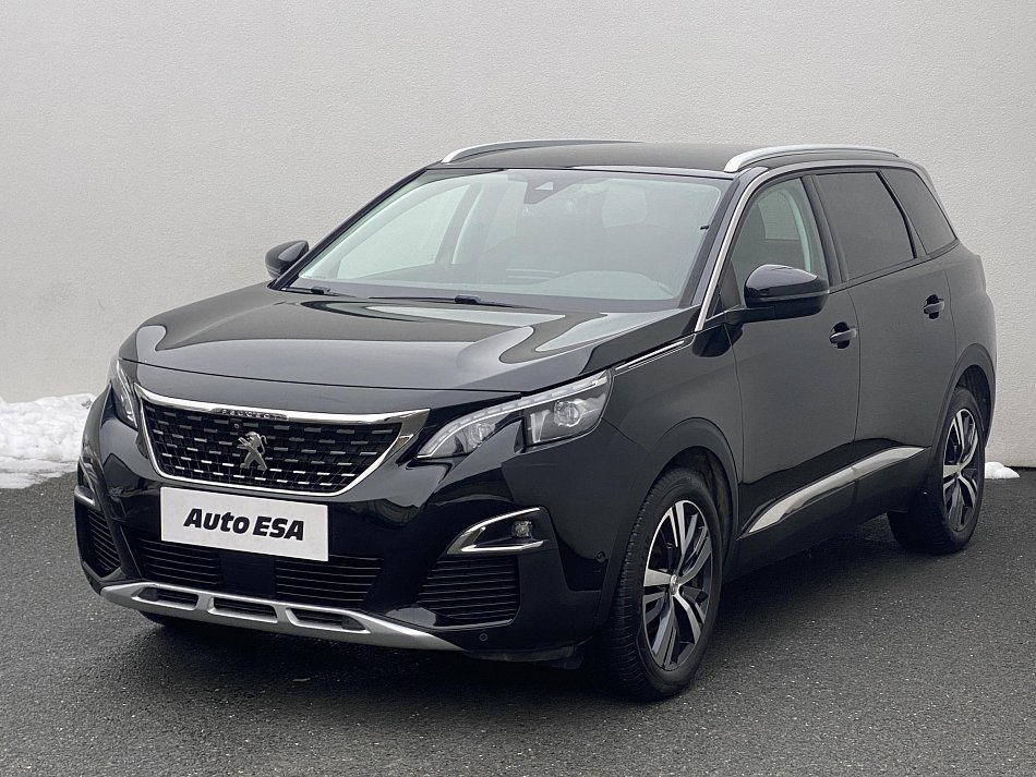 Peugeot 5008 2.0 HDi Allure 7míst