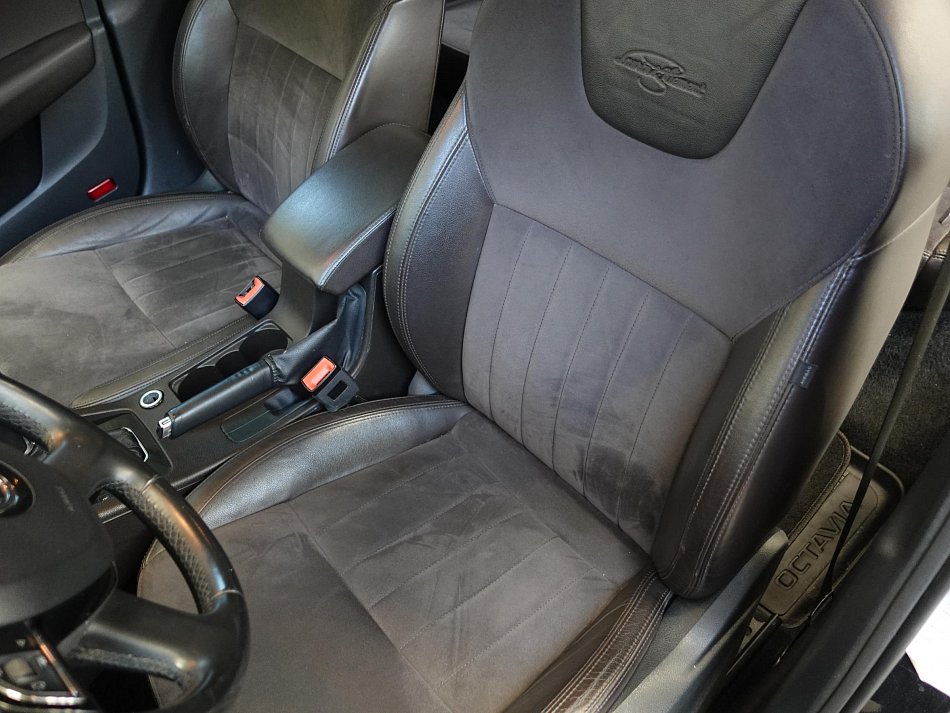 Škoda Octavia III 2.0 TDi 
