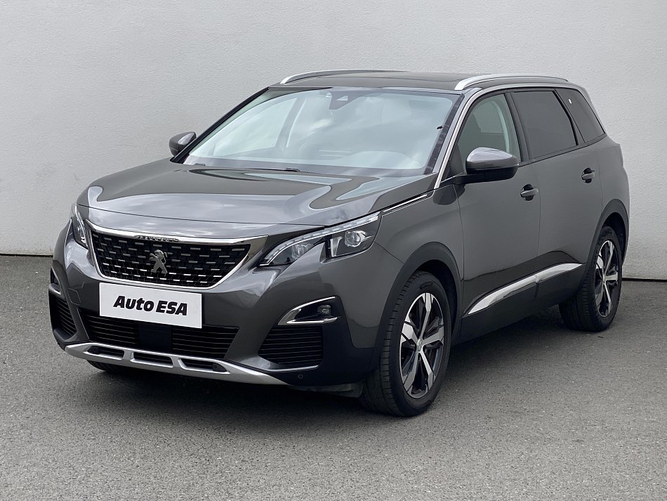 Peugeot 5008 1.2 PT Allure 7míst