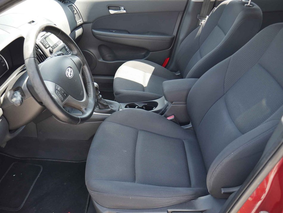 Hyundai I30 1.6 16V 