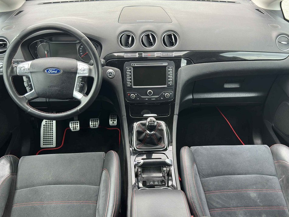 Ford S-MAX 2.2 TDCi 