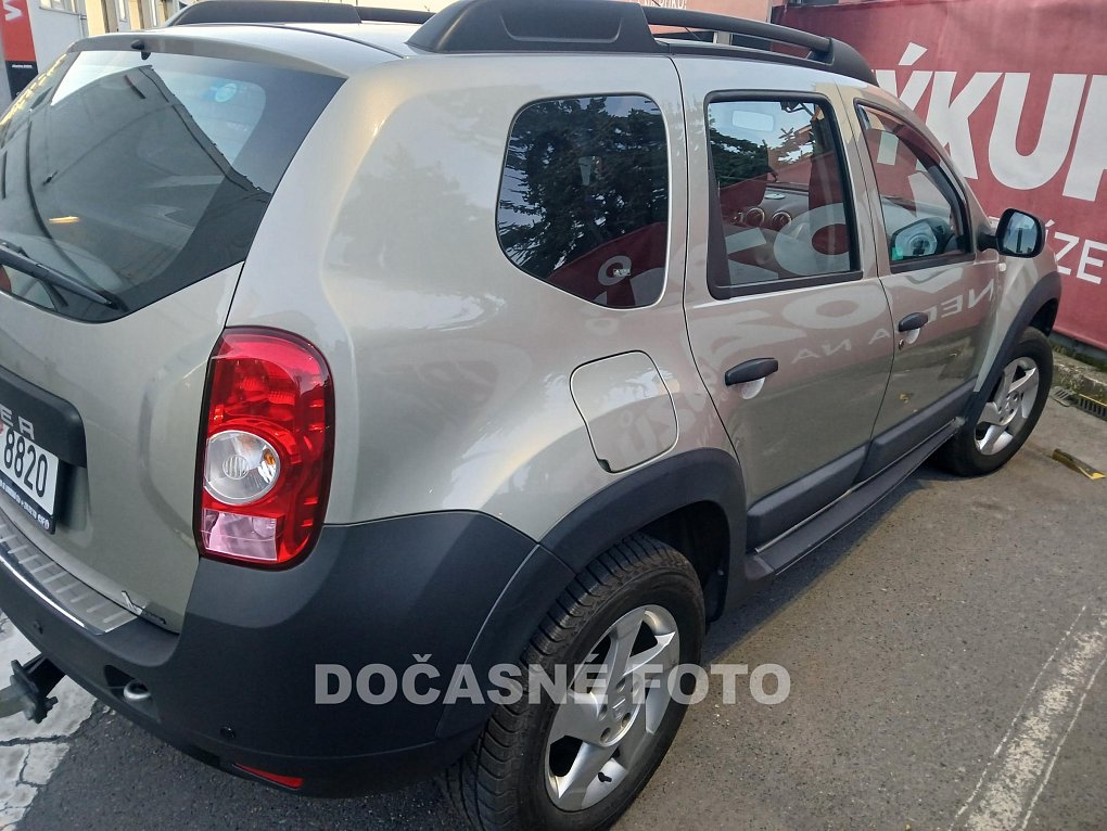 Dacia Duster 1.6 i 