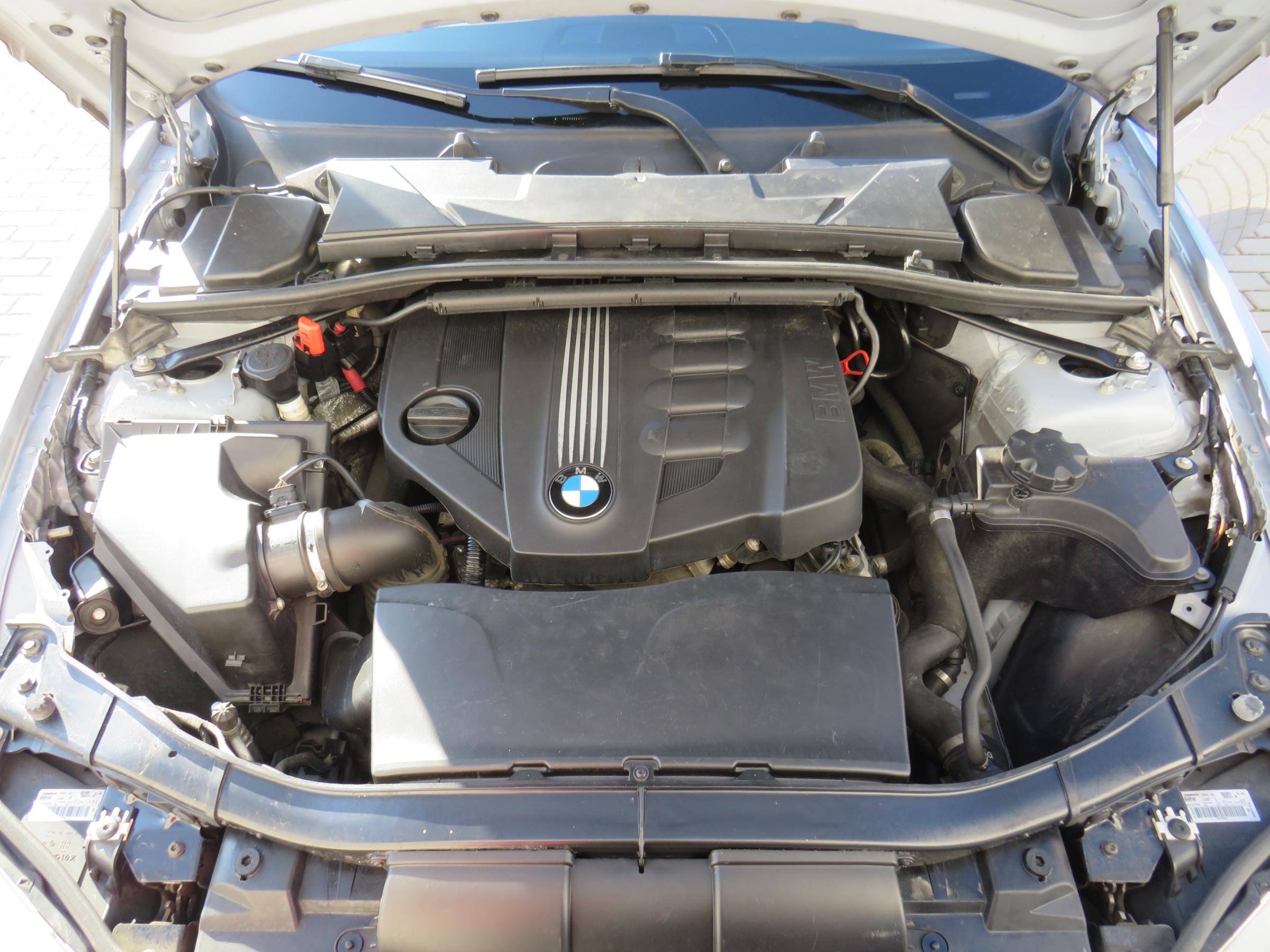 BMW Řada 3, 2010 - pohled č. 7