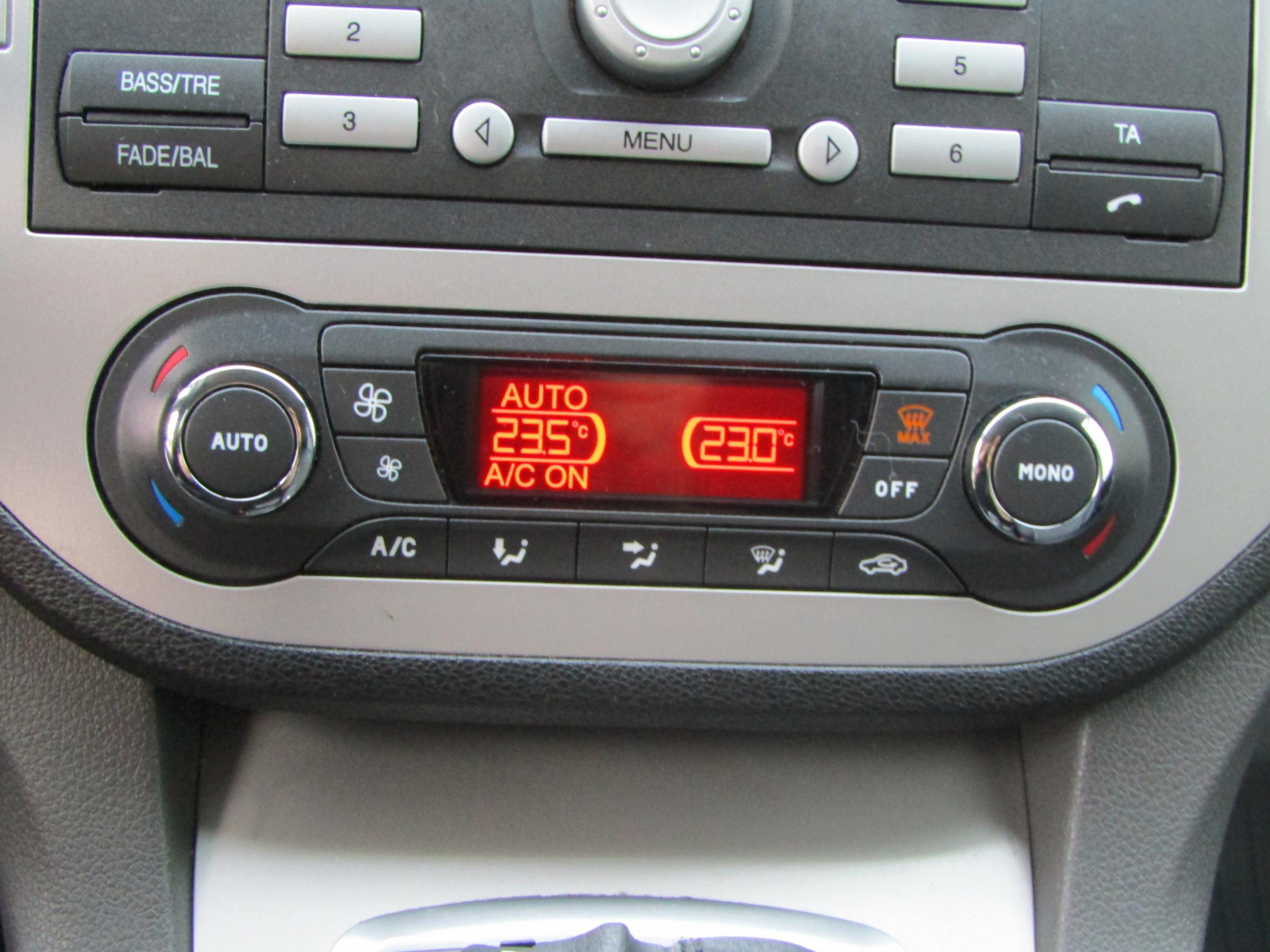 Ford C-MAX, 2010 - pohled č. 17