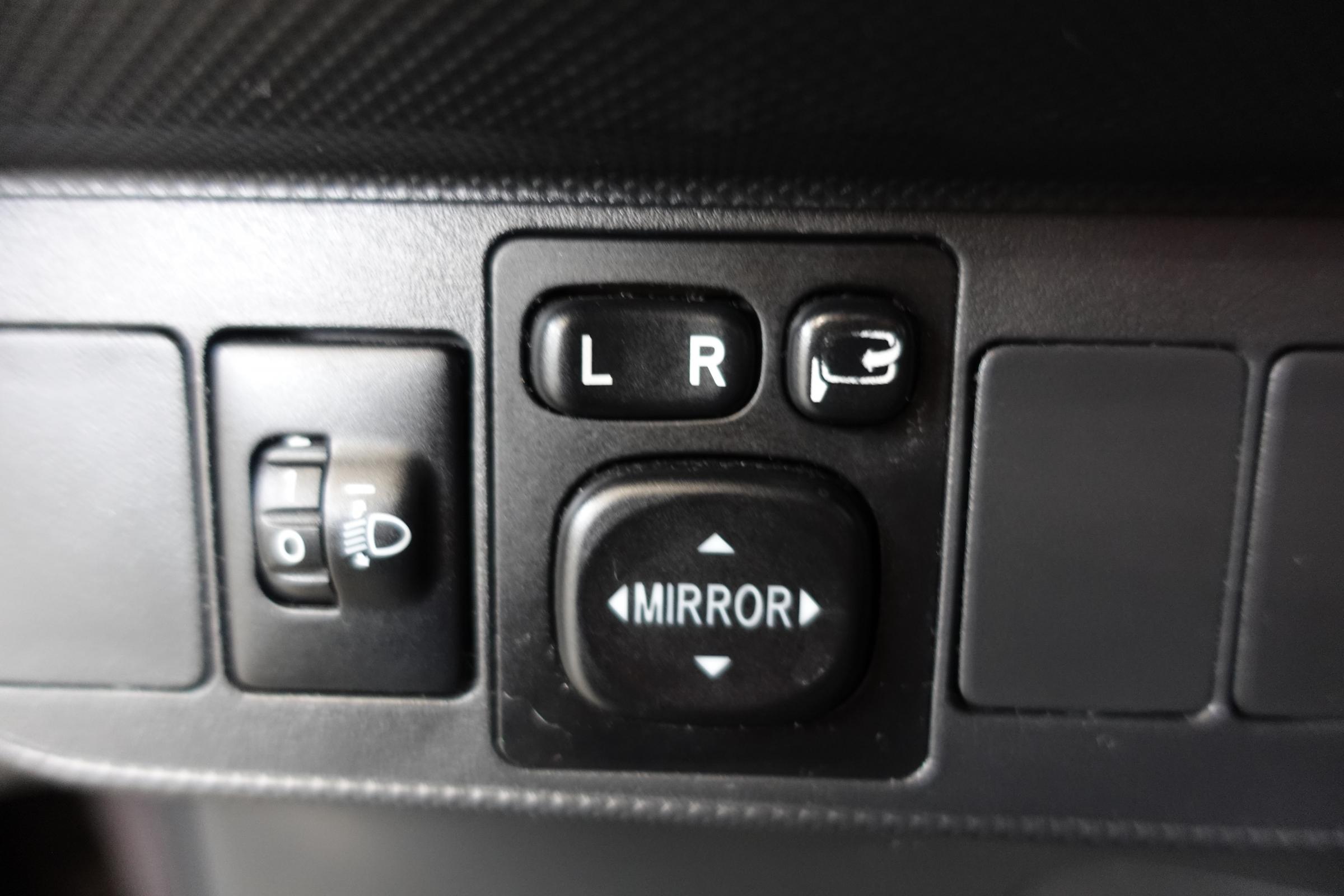 Toyota Auris, 2010 - pohled č. 16